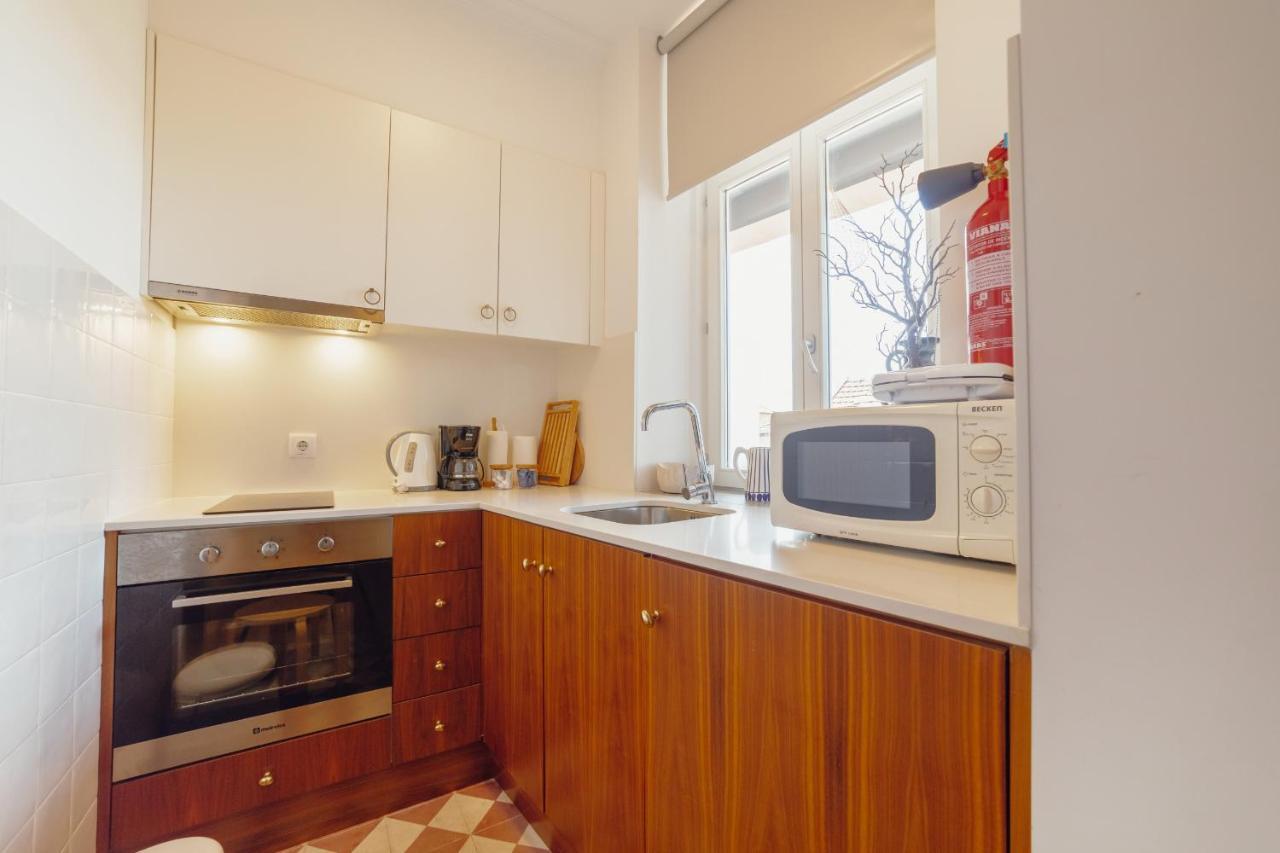 Downtown Modern Studio With Terrace By Vacationy Πόρτο Εξωτερικό φωτογραφία